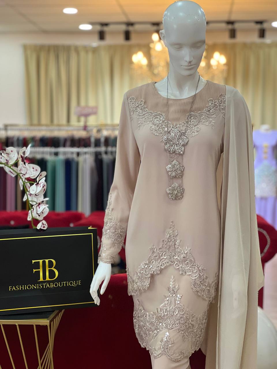 Kurung Lufara NUDE CHAMPAGNE - Image 3