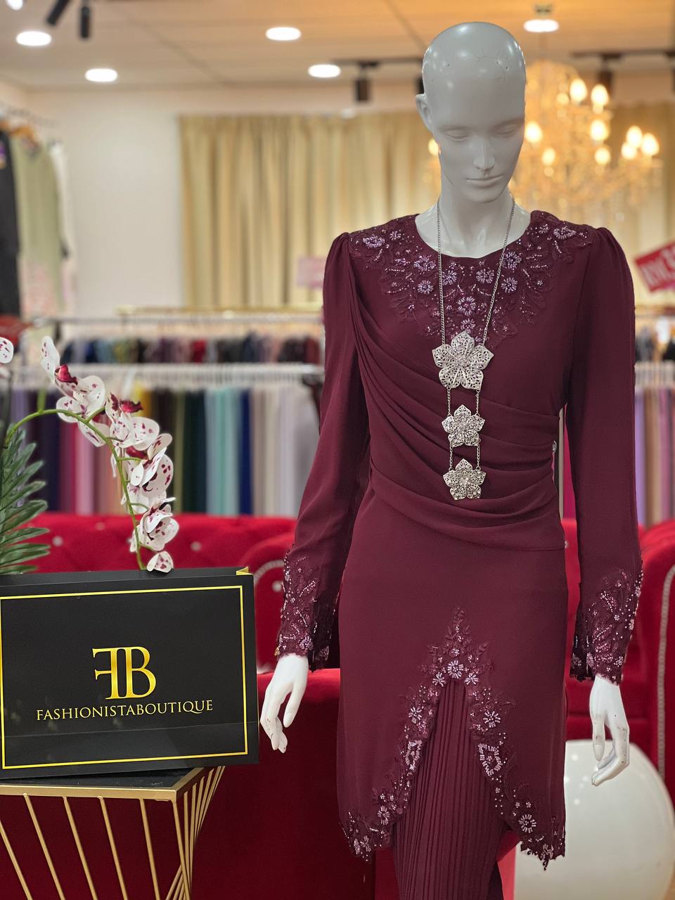 Kurung Bianca BURGUNDY - Image 4