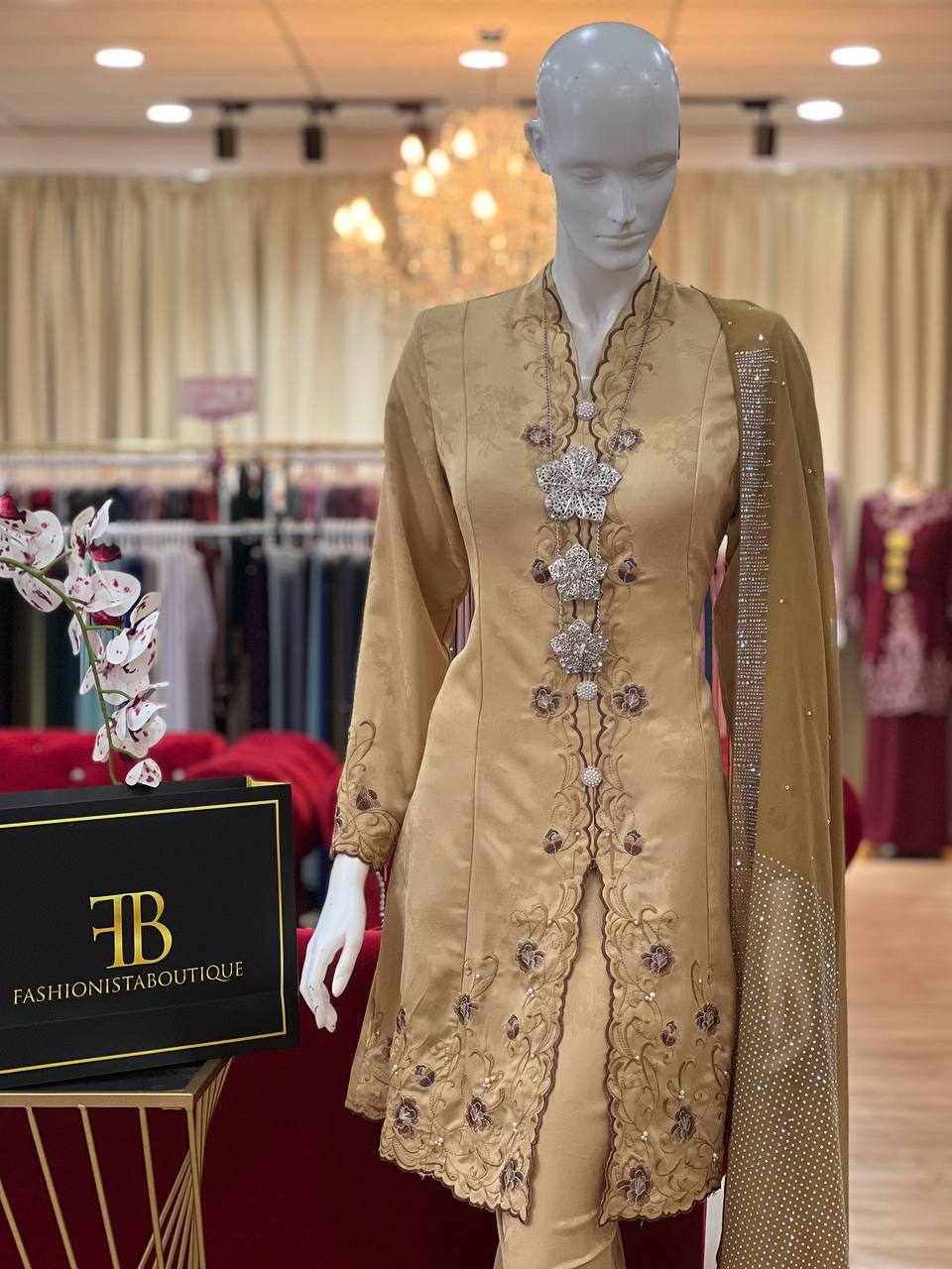 Kebaya Roselea BROWN - Image 3