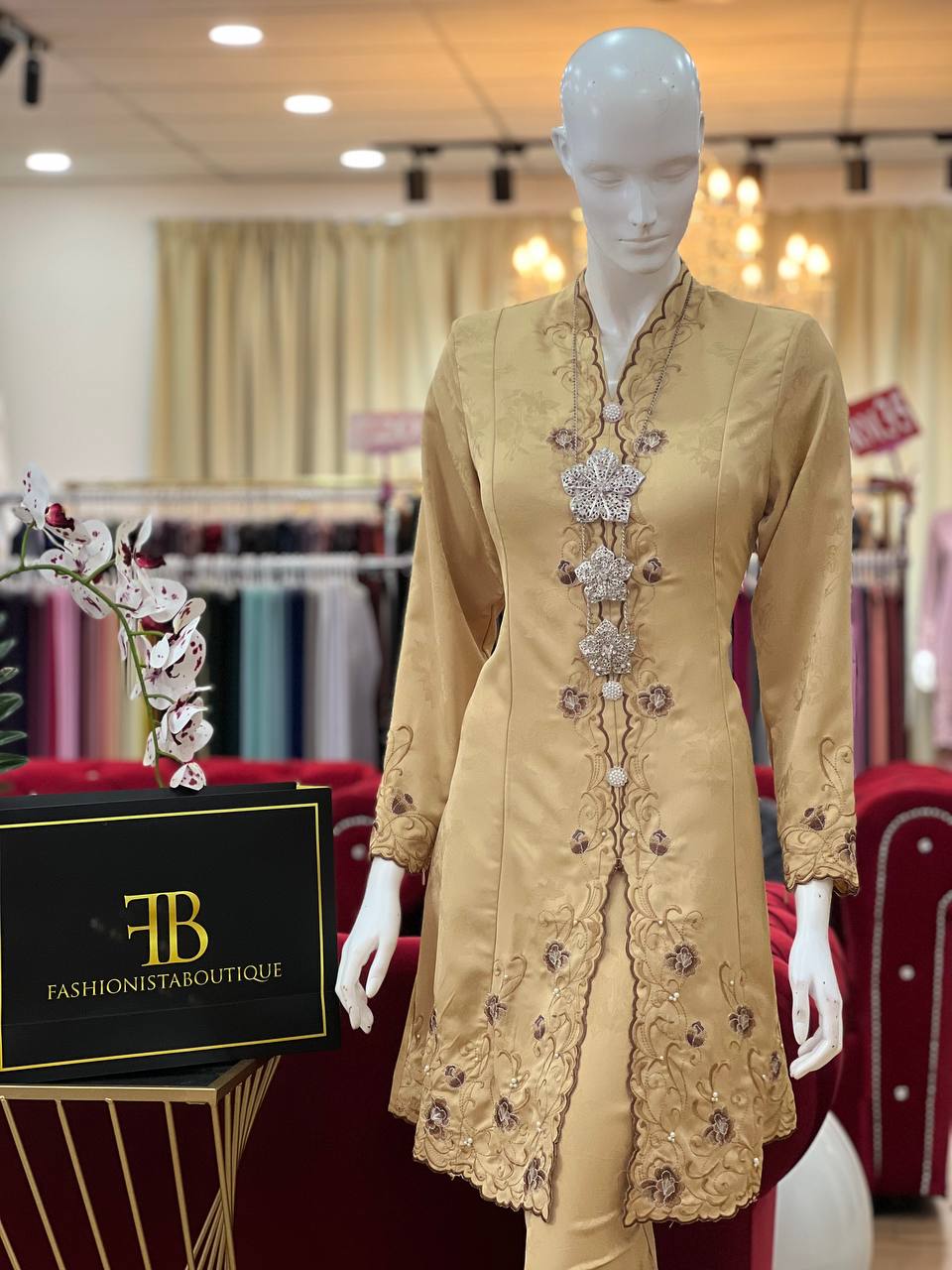 Kebaya Roselea BROWN - Image 4