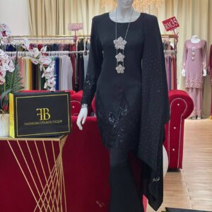 Kurung Qaila BLACK